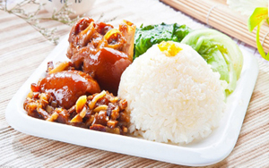 “隆江豬腳”：古鎮(zhèn)美食味綿長